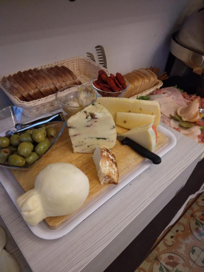 Umberto House Hotel 3*