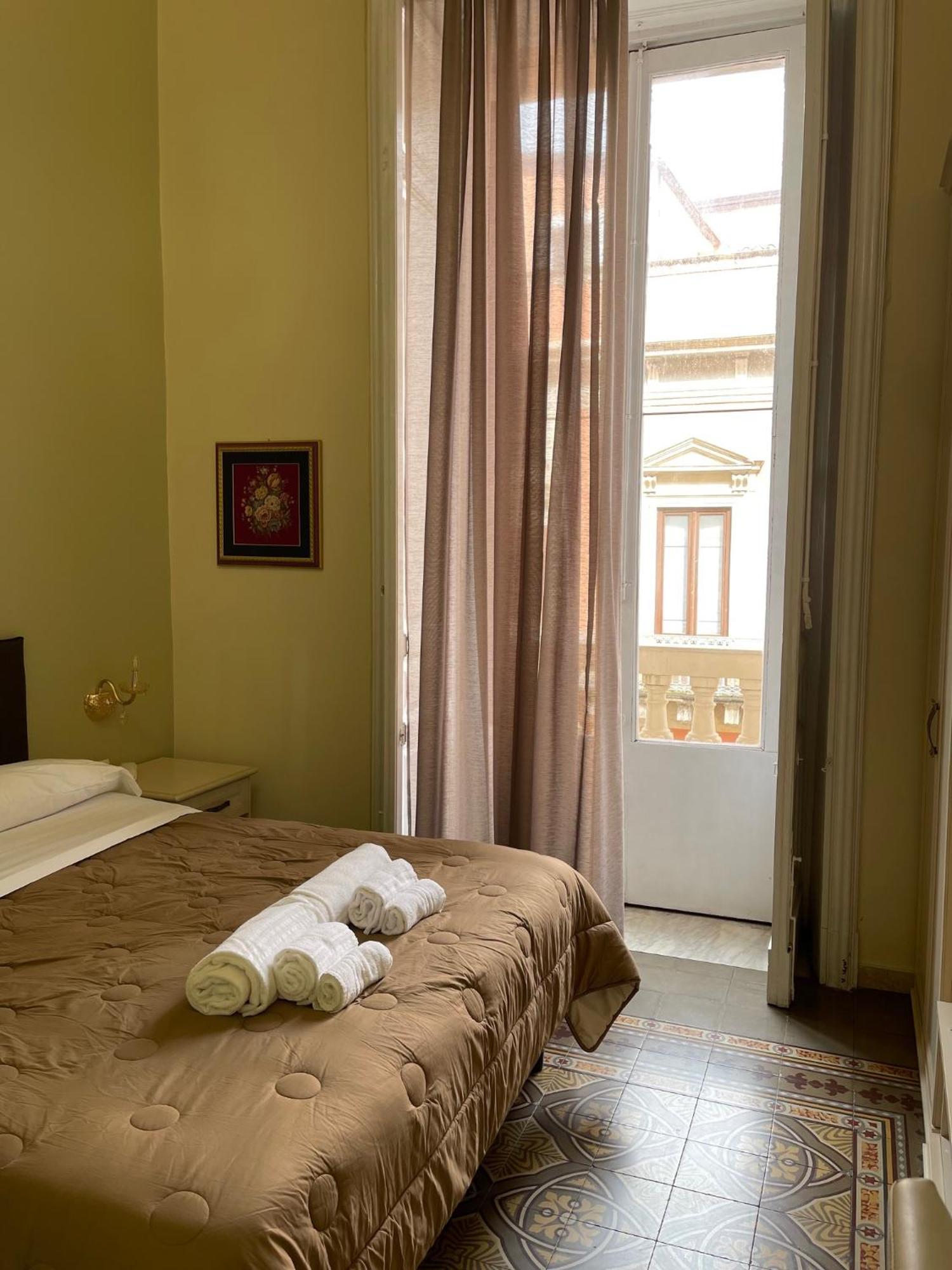 Umberto House 3*