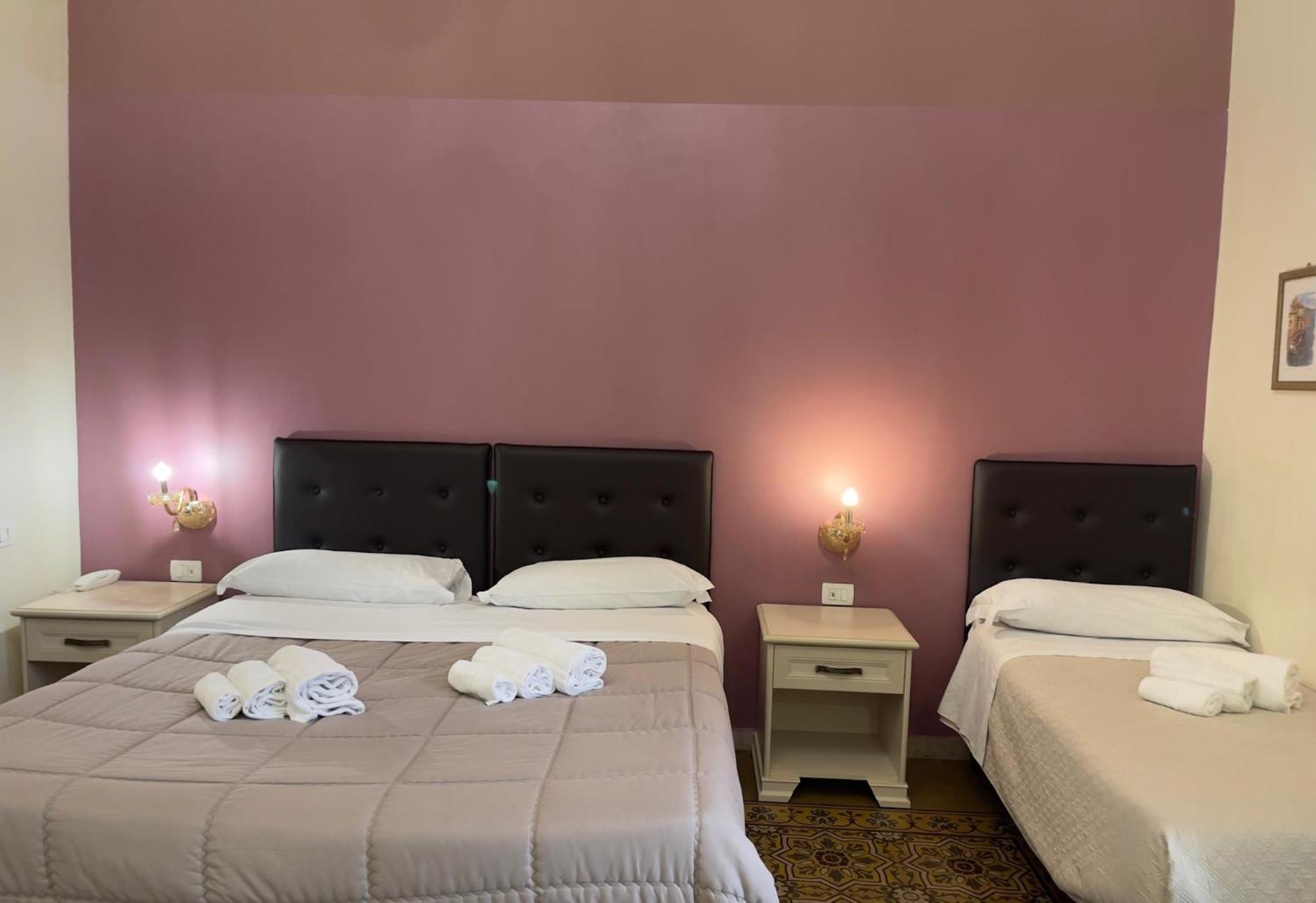 Umberto House 3*